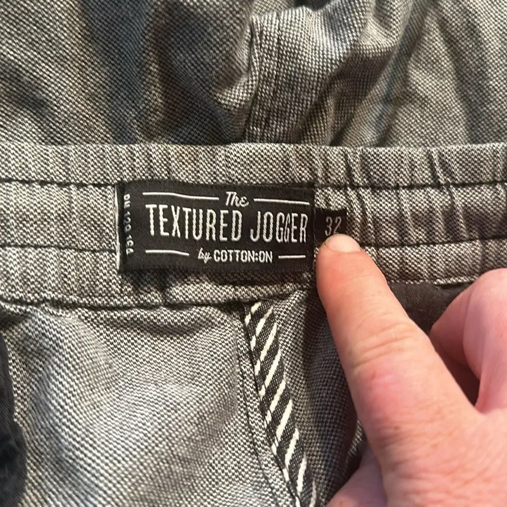 Cotton On textured jogger pants 32 (UB)